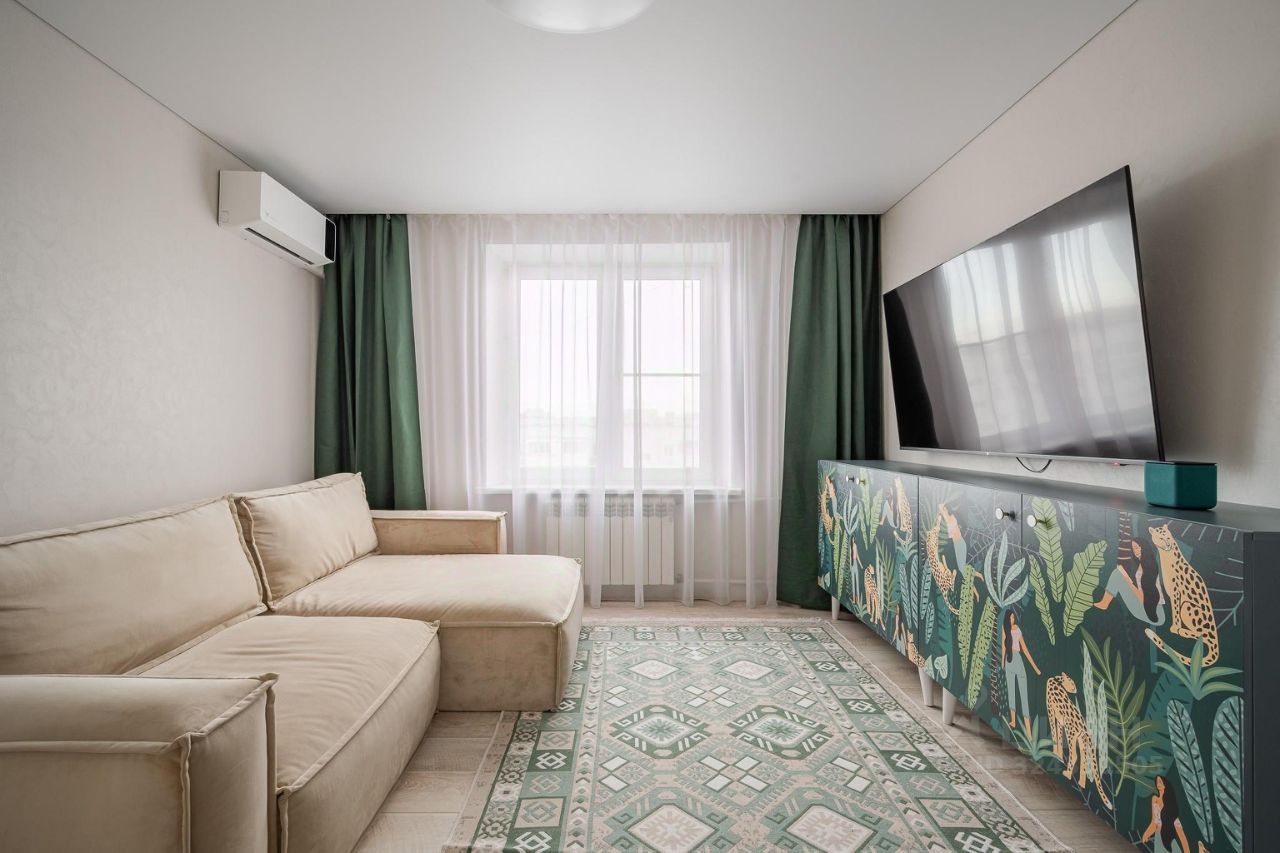 Продажа 2-комн квартиры на вторичном рынке улица Бехтерева, 39К3