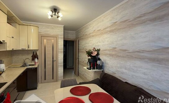 Продажа 2-комн квартиры на вторичном рынке Ольгино, ул Шестая,  д. 15