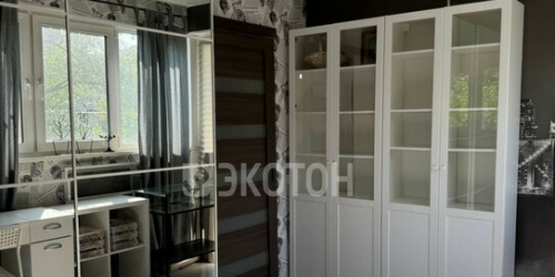 4-комн квартира Ветеранов пр-кт,  д. 99