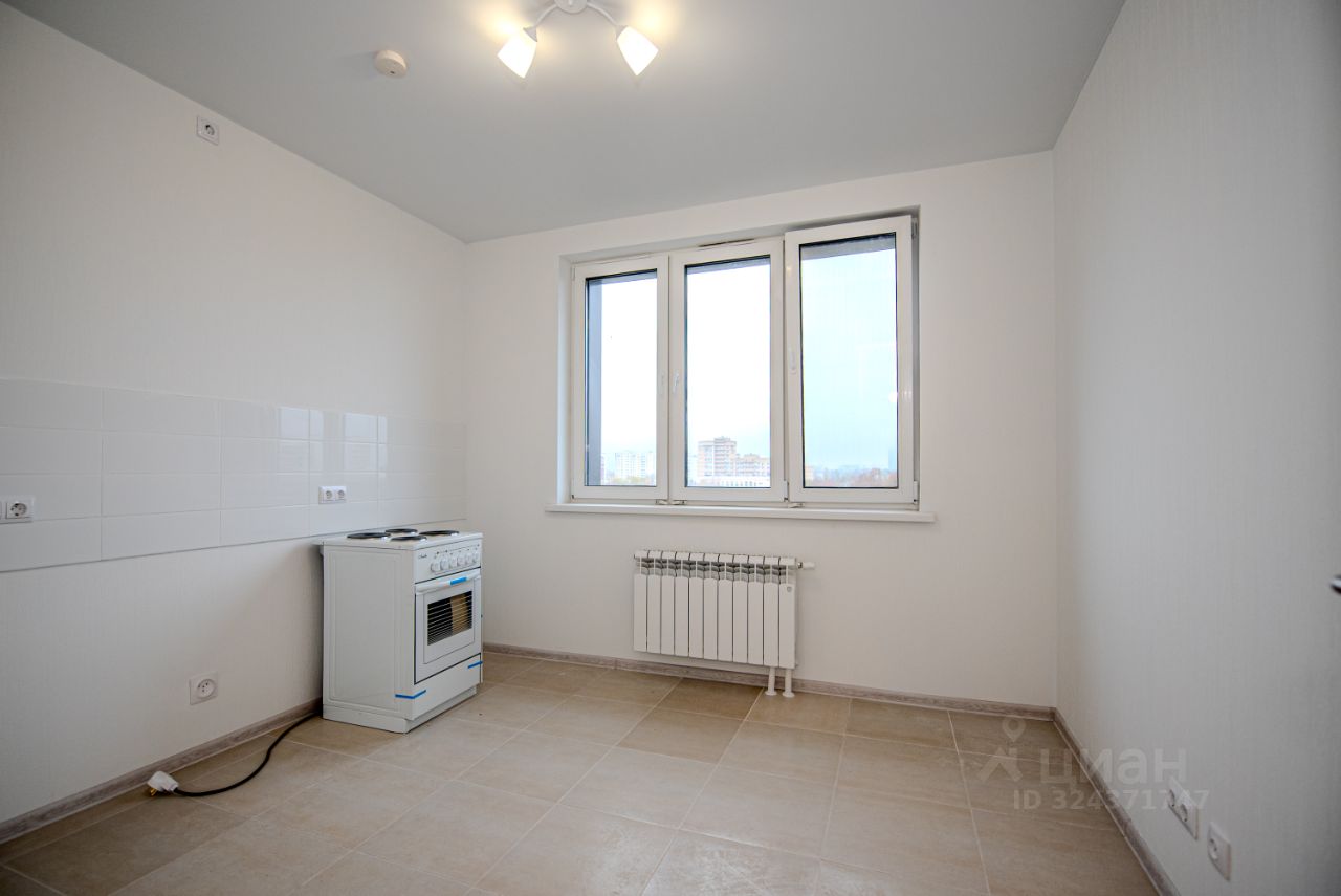 Продажа 1-комн квартиры на вторичном рынке Перовская улица, 6А