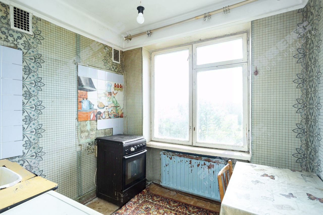 Продажа 1-комн квартиры на вторичном рынке проспект Ветеранов, 92