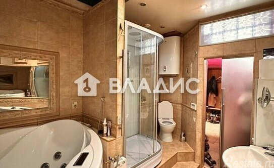 Продажа 2-комн квартиры на вторичном рынке ул Садовая-Самотёчная,  д. 4