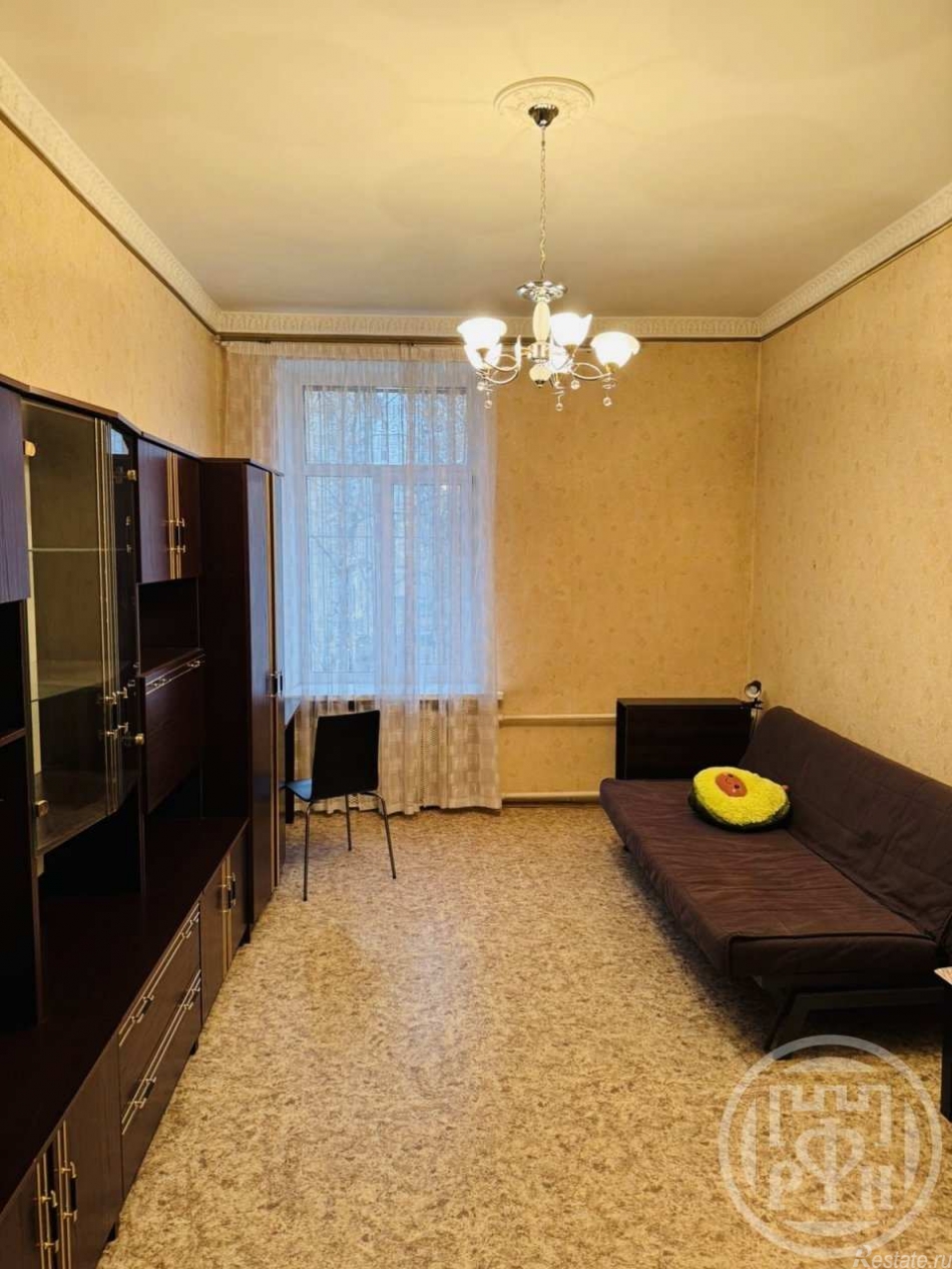 Продажа 3-комн квартиры на вторичном рынке Энгельса пр.,  д. 40