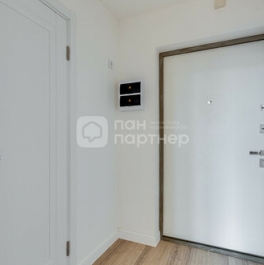 Продажа 1-комн квартиры на вторичном рынке Октябрьская наб,  д. 42