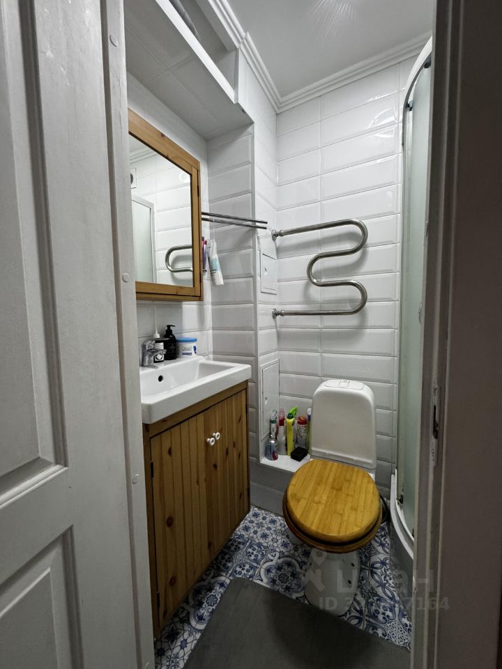 Продажа 2-комн квартиры на вторичном рынке улица Верхняя Масловка, 2