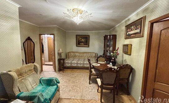 Продажа 2-комн квартиры на вторичном рынке Панферова ул,  д. 3