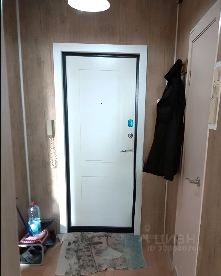 Аренда 1-комн квартиры на вторичном рынке улица Маршала Захарова, 8К3