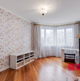 Продажа 4-комн квартиры на вторичном рынке ул Заповедная,  д. 18,  к. 3