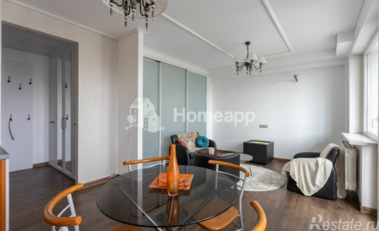 Продажа 2-комн квартиры на вторичном рынке Ленинский пр-кт,  д. 121/1 к2