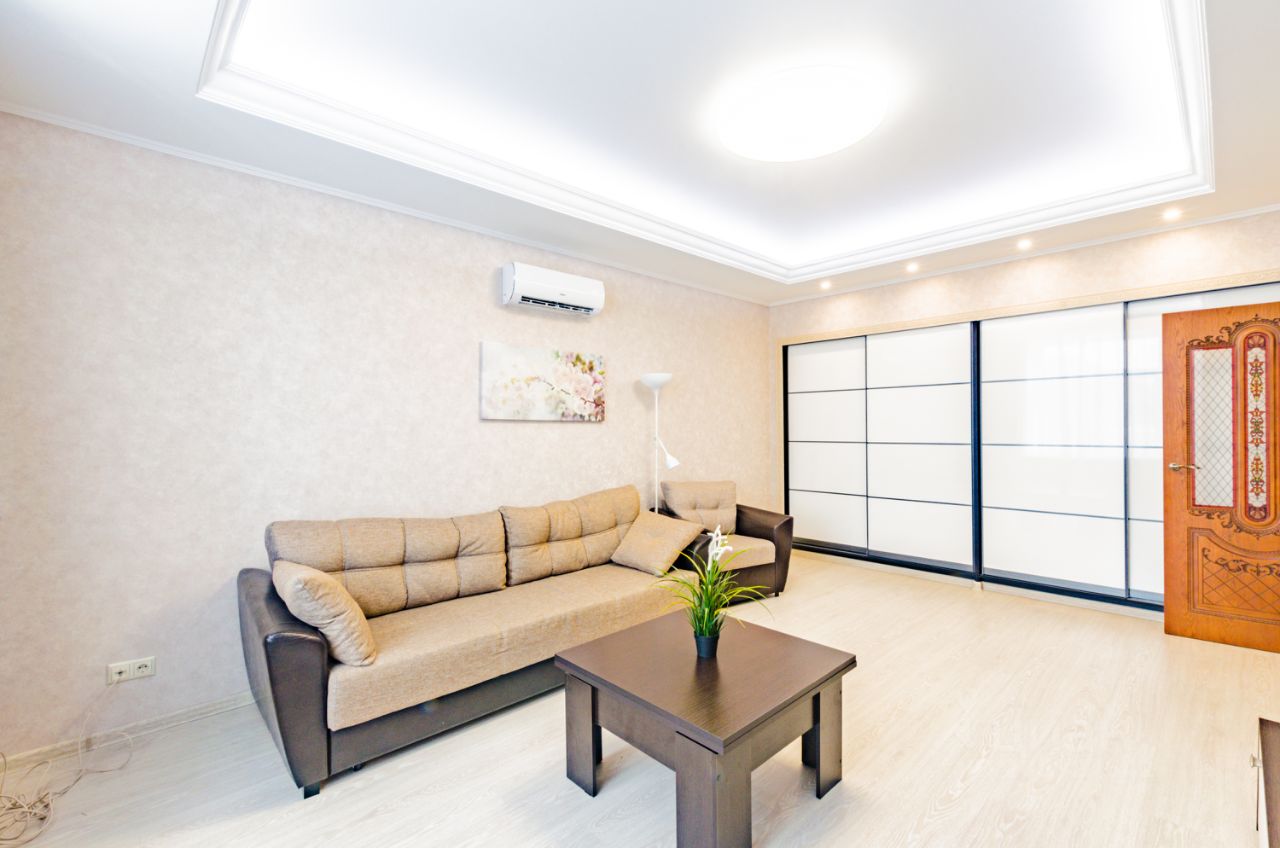 Аренда 2-комн квартиры на вторичном рынке улица Дмитрия Ульянова, 24С1