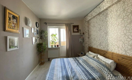 Продажа 3-комн квартиры на вторичном рынке Новгородский пр-кт,  д. 7,  к. 2