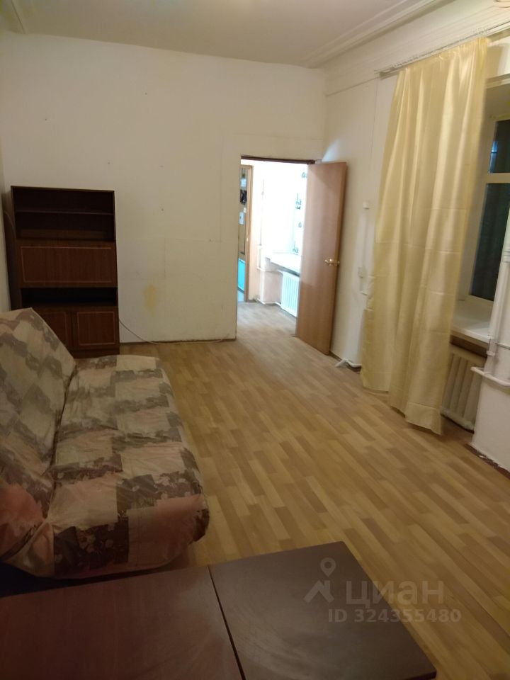 Продажа 2-комн квартиры на вторичном рынке Гороховая улица, 3