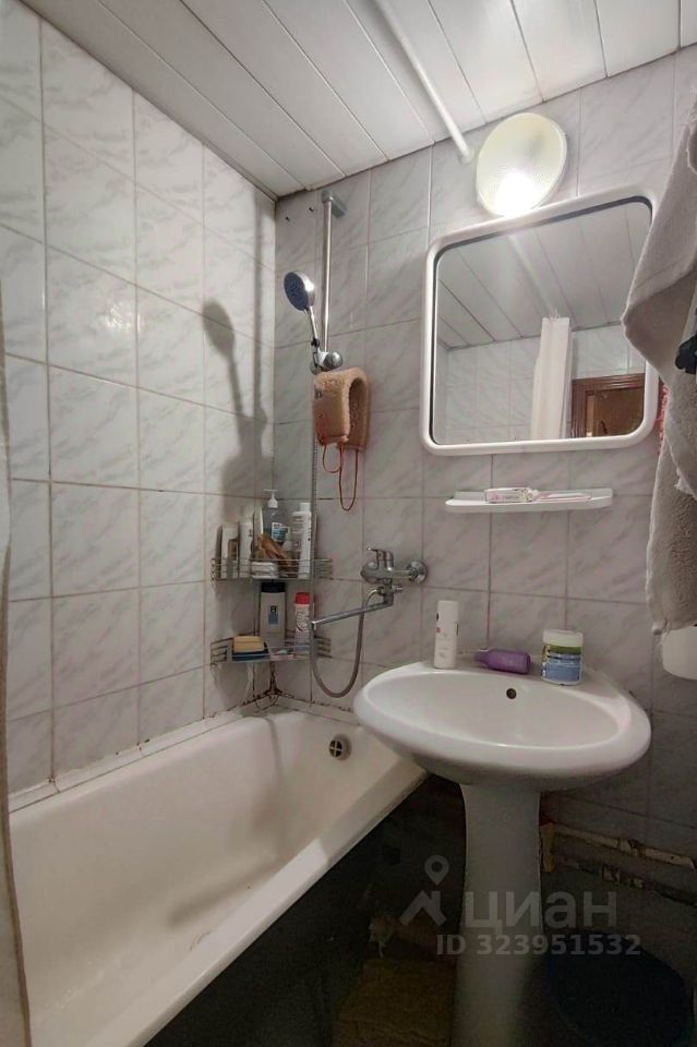 Продажа 2-комн квартиры на вторичном рынке улица Твардовского, 6К3