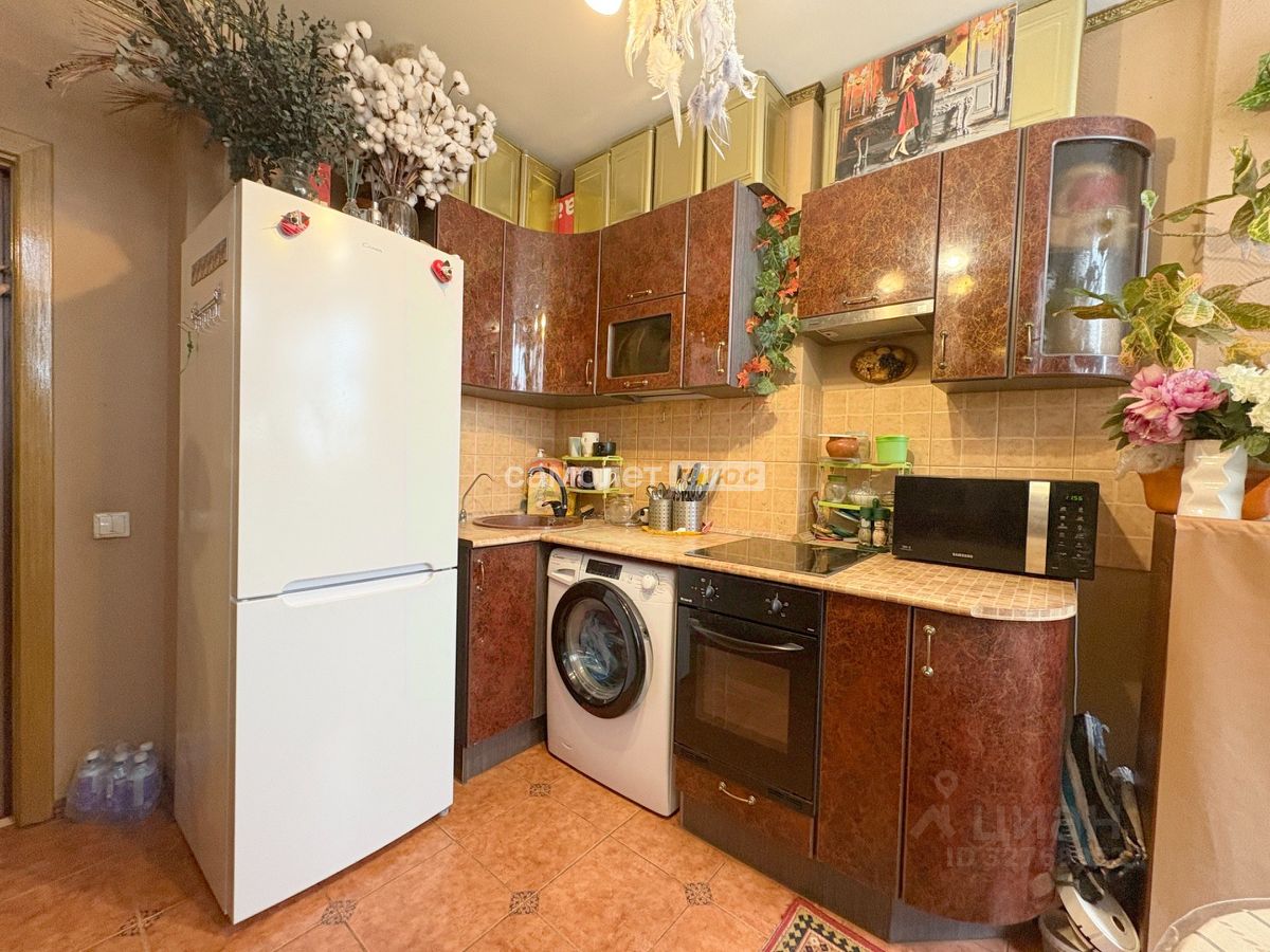 Продажа 1-комн квартиры на вторичном рынке Электросталь, улица Захарченко, 3