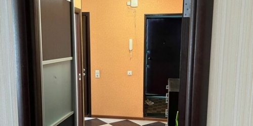 2-комн квартира 40 лет Октября пр-кт,  д. 22