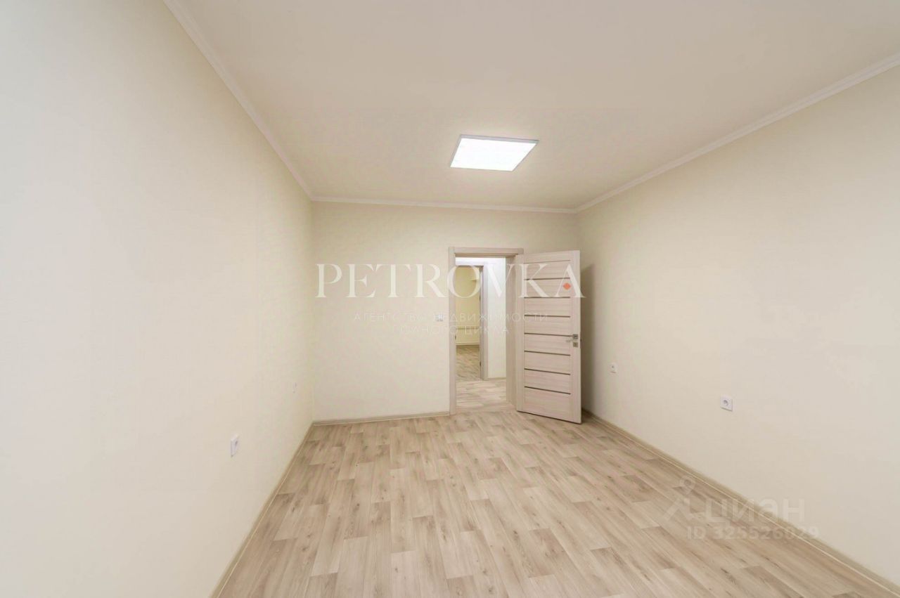 Продажа 3-комн квартиры на вторичном рынке улица Ватутина, 2к2