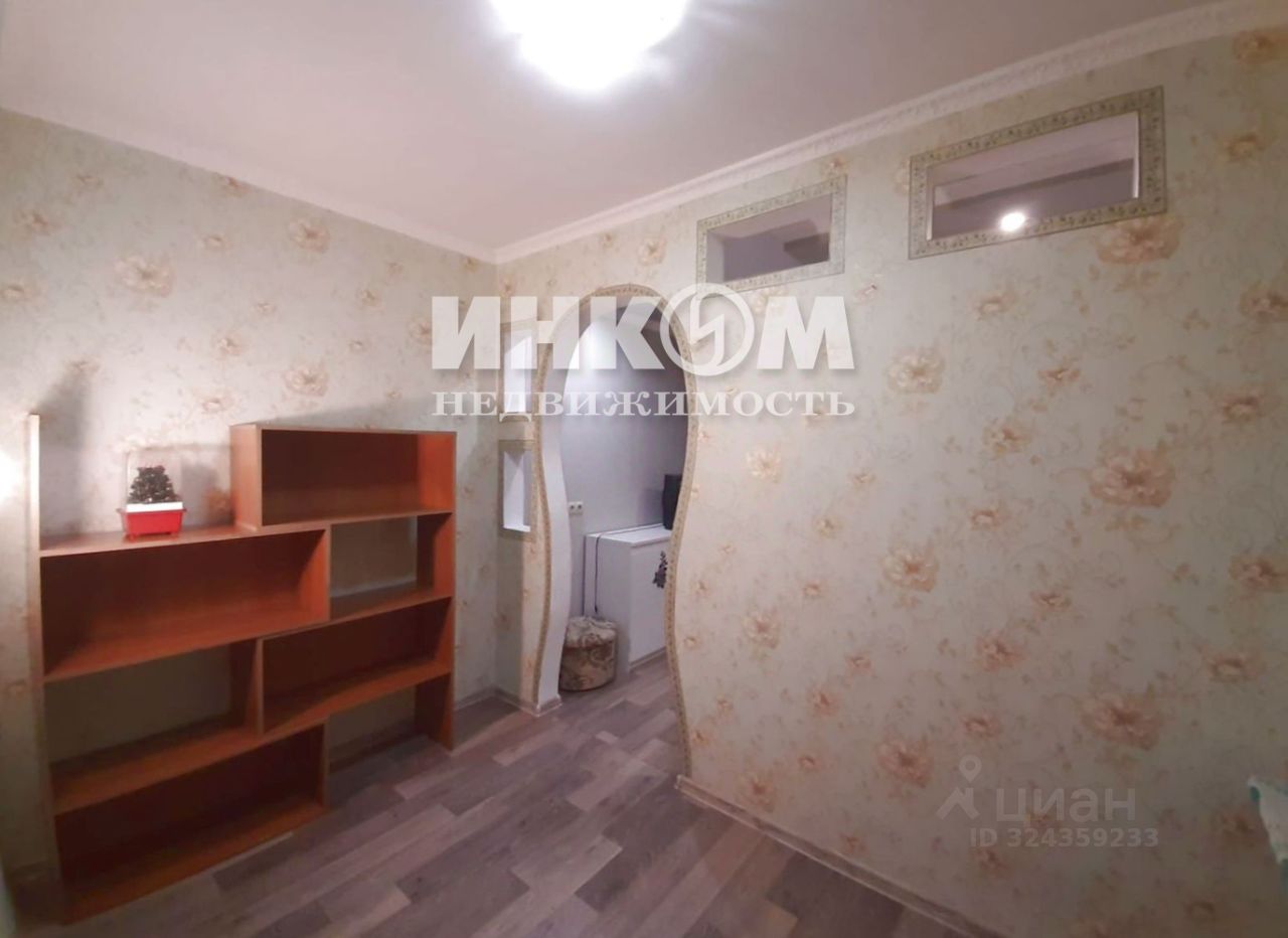 Продажа 2-комн квартиры на вторичном рынке Новые Островцы мкр, д. Островцы, улица Баулинская, 8