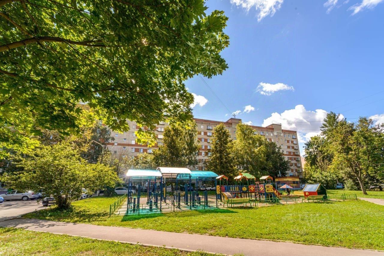 Продажа 2-комн квартиры на вторичном рынке Подольск, Ленинградская улица, 8