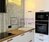 Продать Квартиры вторичка ул Лидии Зверевой  9 2