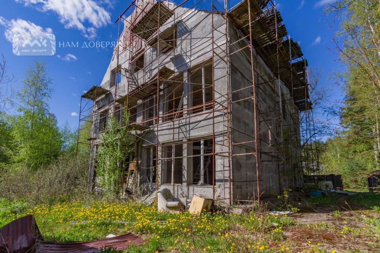 Продажа земли пос. Лисий Нос, Раздельный проспект, 13