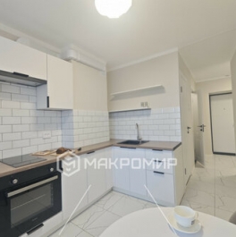 Продажа 1-комн квартиры на вторичном рынке Комендантский пр-кт,  д. 28,  к. 1