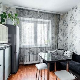 Продажа 2-комн квартиры на вторичном рынке Ленинский пр-кт,  д. 53 к4