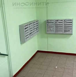 Продажа 1-комн квартиры на вторичном рынке улица Горбунова,  д. 10 к2