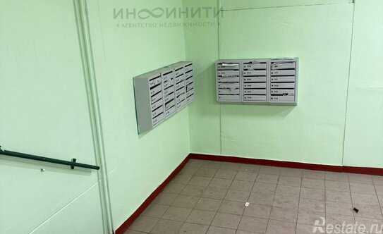 Продажа 1-комн квартиры на вторичном рынке улица Горбунова,  д. 10 к2