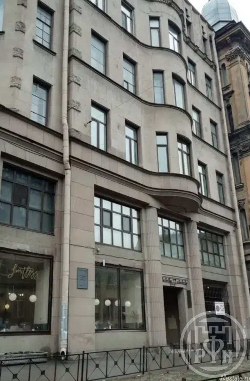 Продажа 8-комн квартиры на вторичном рынке Казачий Б. пер,  д. 4