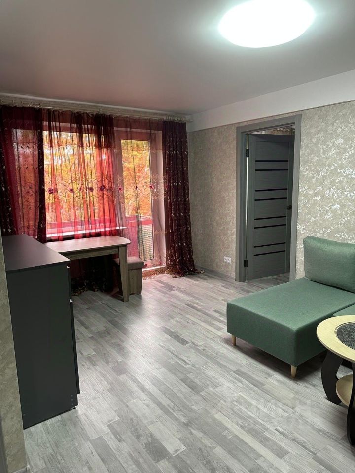 Аренда 2-комн квартиры на вторичном рынке Гранитная улица, 28