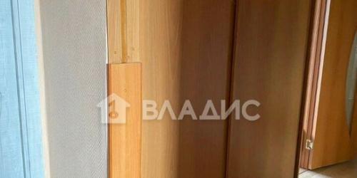 3-комн квартира улица Корнейчука,  д. 16