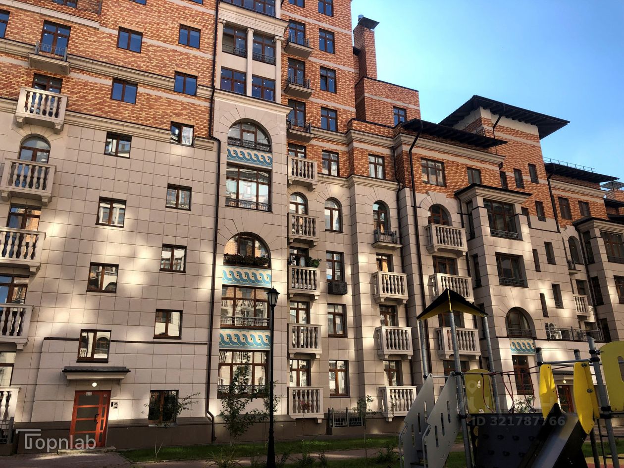 Продажа 4-комн квартиры на вторичном рынке Город-событие мкр, с. Лайково, 68