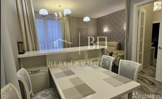 Продажа 2-комн квартиры на вторичном рынке улица Жукова,  д. 3