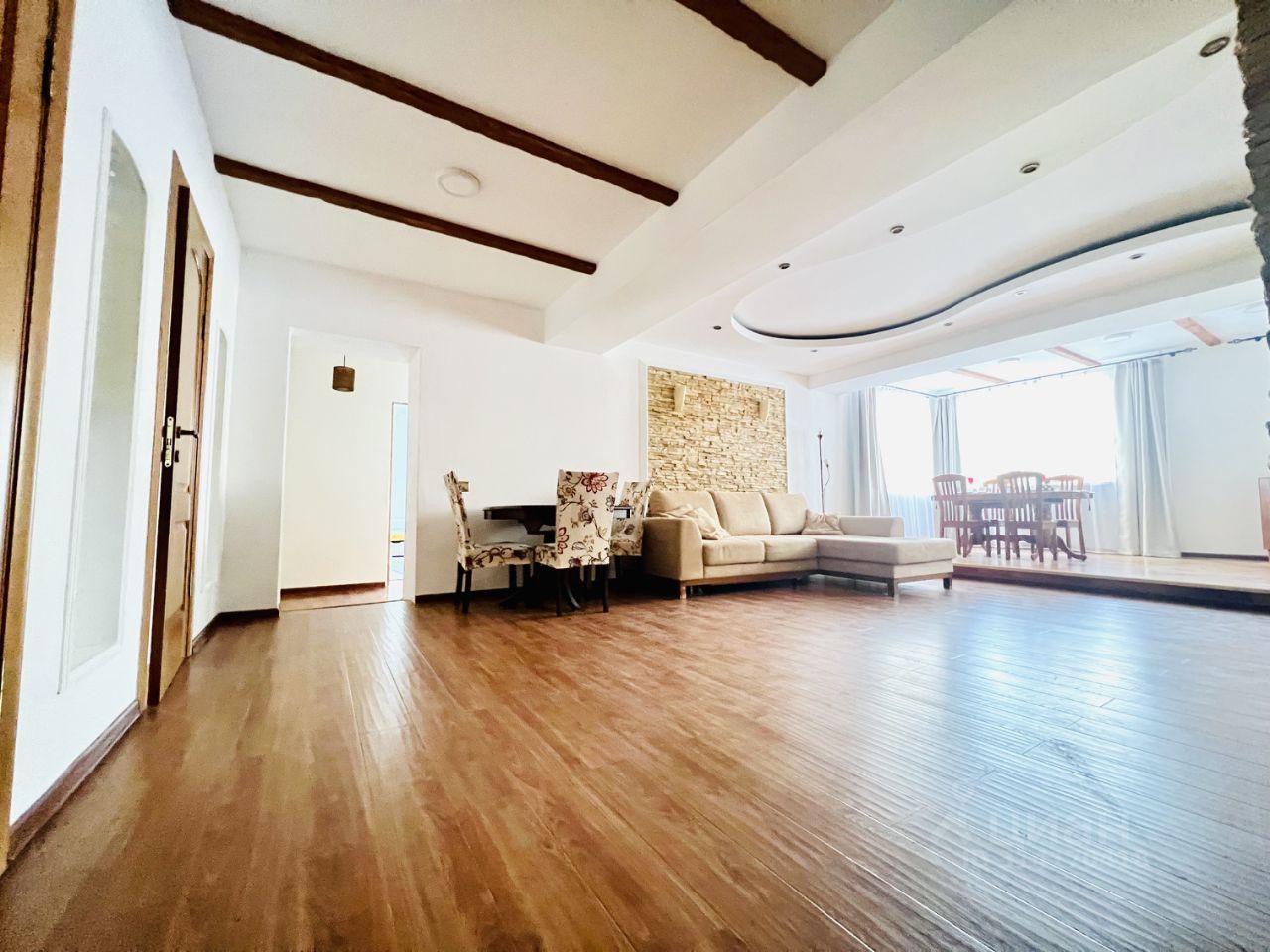 Аренда 4-комн квартиры на вторичном рынке ОК Жемчужина тер., д. Гигирево,  д. кД