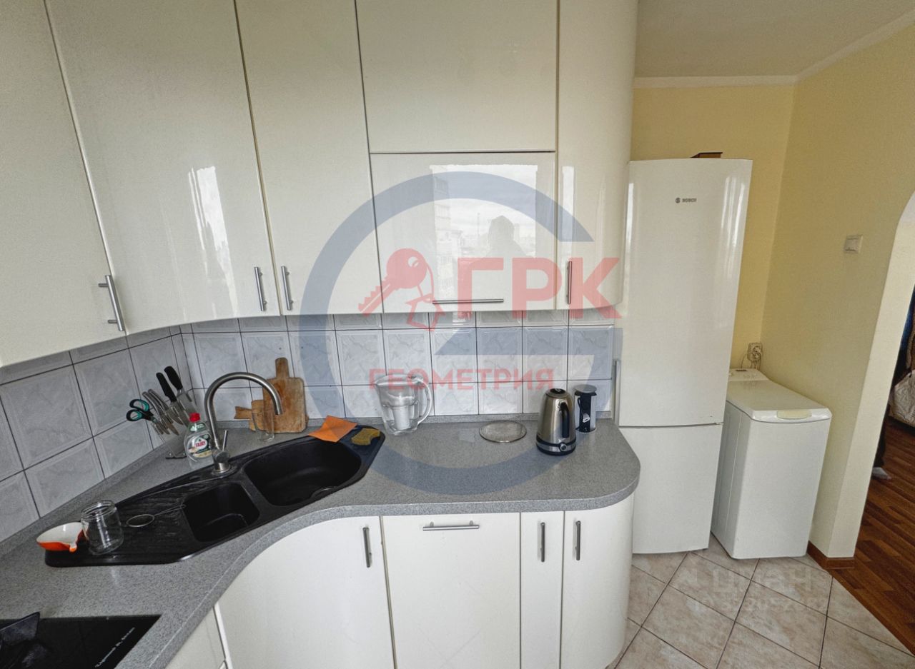 Продажа 2-комн квартиры на вторичном рынке Большая Переяславская улица, 17