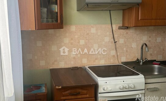 Продажа 1-комн квартиры на вторичном рынке ул Новомарьинская,  д. 16,  к. 1