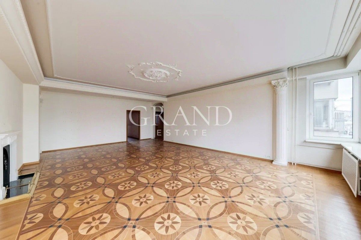 Продажа 6-комн квартиры на вторичном рынке улица Большая Якиманка, 17/2С2