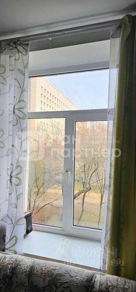 Продажа 2-комн квартиры на вторичном рынке площадь Чернышевского, 10
