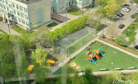 Продажа 1-комн квартиры на вторичном рынке улица Дмитриевского,  д. 23
