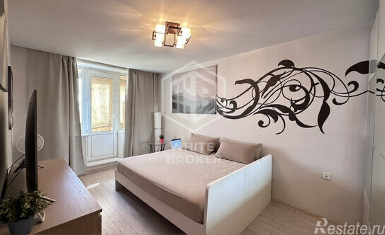 Продажа 2-комн квартиры на вторичном рынке Якорная улица,  д. 9