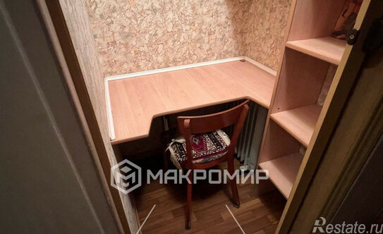 Продажа 3-комн квартиры на вторичном рынке Ленинградская улица,  д. 33