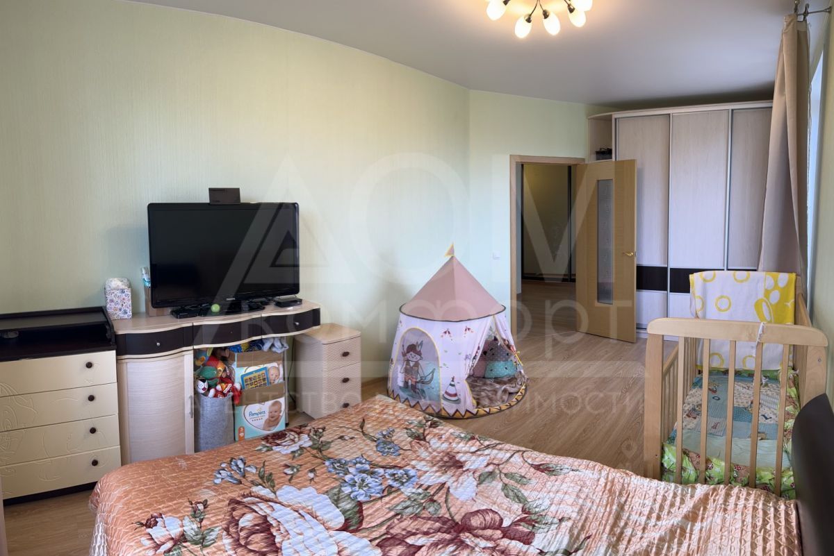 Продажа 2-комн квартиры на вторичном рынке Приозерск, улица Суворова, 40
