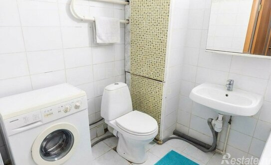 Продажа 1-комн квартиры на вторичном рынке ул Верхние Поля,  д. 35,  к. 3