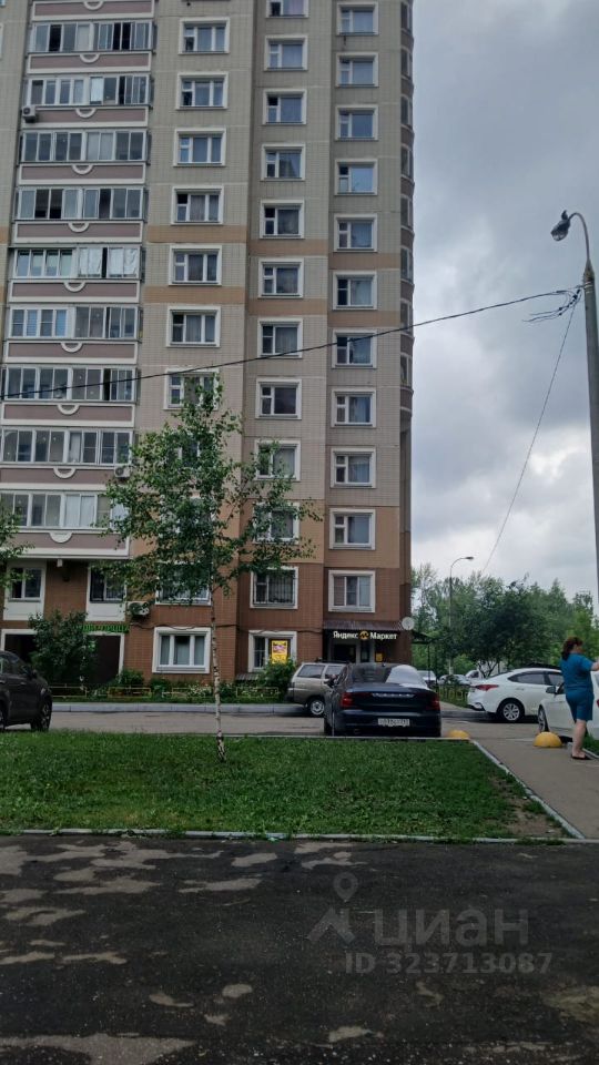 Продажа 3-комн квартиры на вторичном рынке Красная Горка мкр, улица Садовая,  д. 5к1