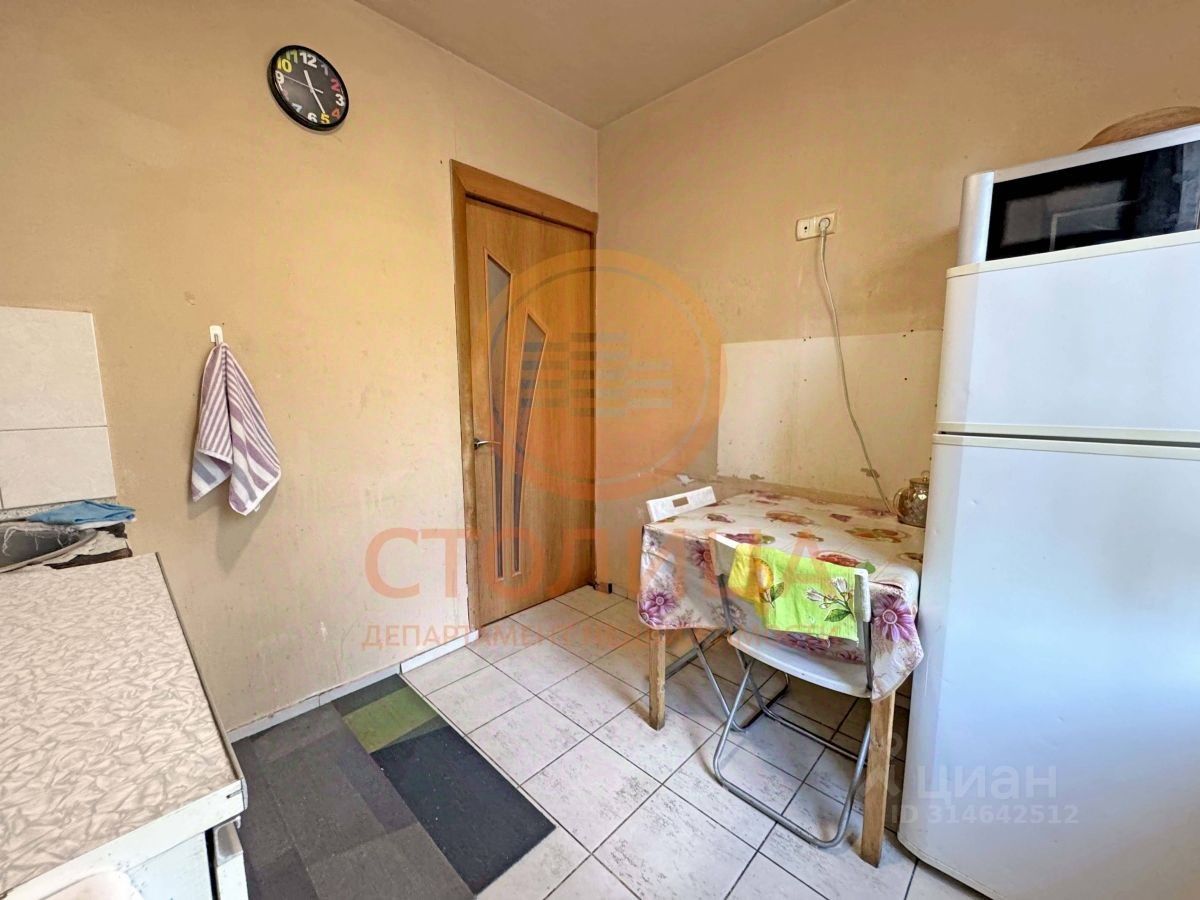 Продажа 3-комн квартиры на вторичном рынке улица Фомичевой, 14К2