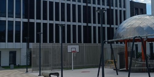 3-комн квартира улица Коминтерна, 15