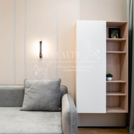 Продажа 2-комн квартиры на вторичном рынке улица Крузенштерна,  д. 10 к1