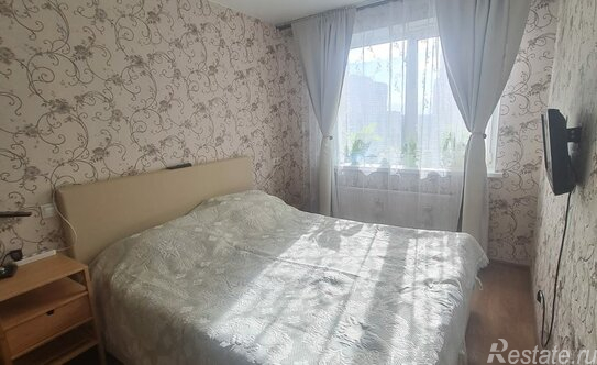 Продажа 1-комн квартиры на вторичном рынке Кушелевская дор,  д. 7 к4