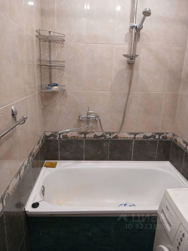 Аренда 2-комн квартиры на вторичном рынке Гатчина, улица Заводская, 3