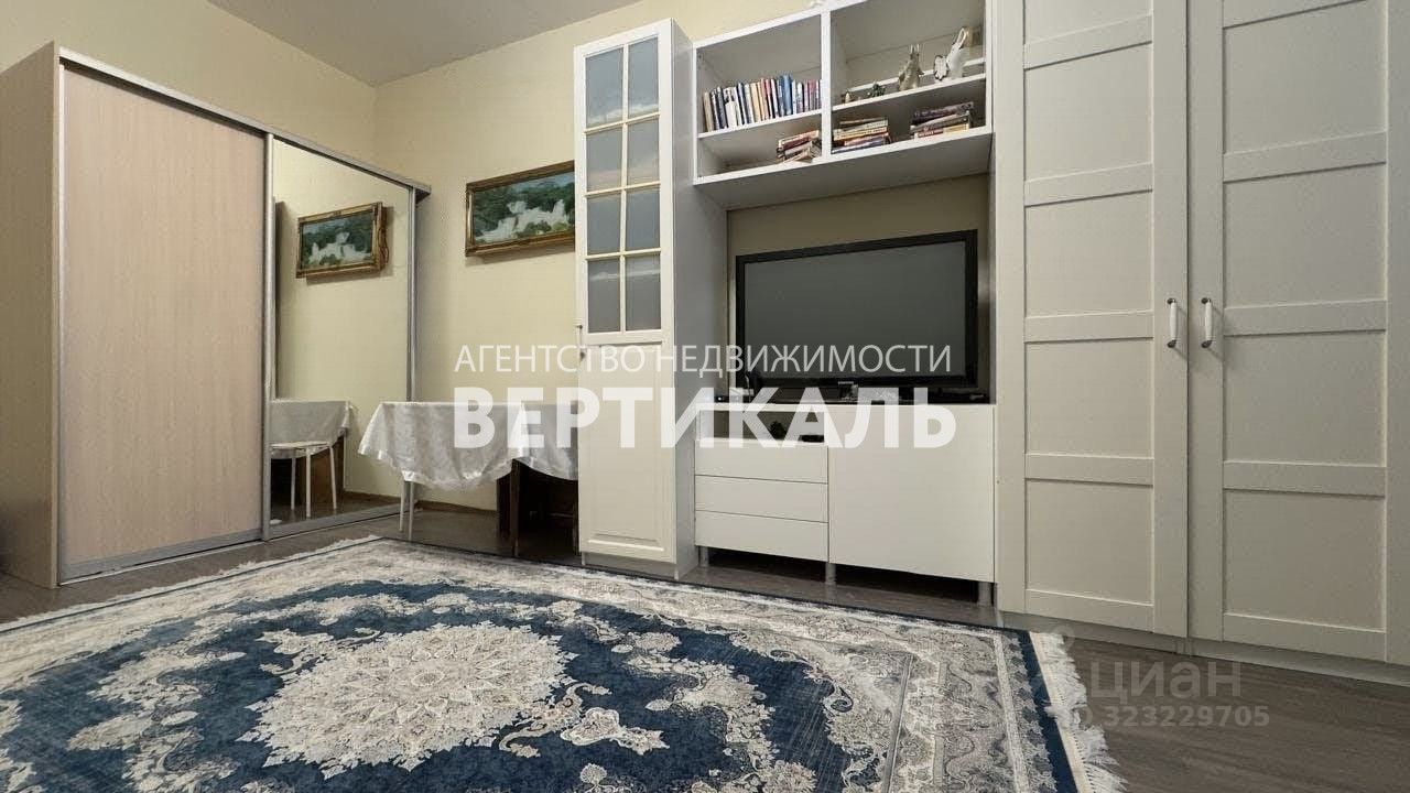 Аренда 2-комн квартиры на вторичном рынке улица Новаторов, 8К2